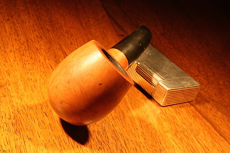 Pipe and Dupont.jpg - Pipe and Dupont